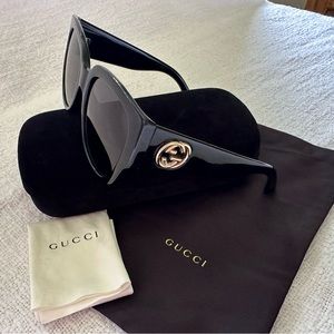 Black Gucci Sunglasses